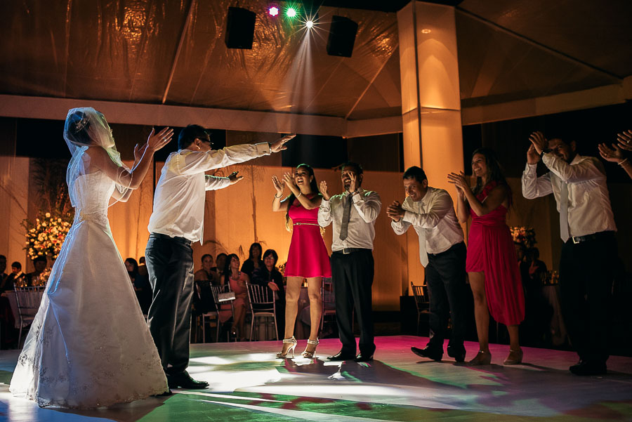 foto documental de boda peru, boda en Villa Cosentino, fotografo de bodas peru